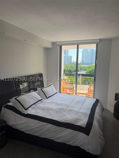 3400 NE 192nd St 511, Aventura FL - photo 14 of 22