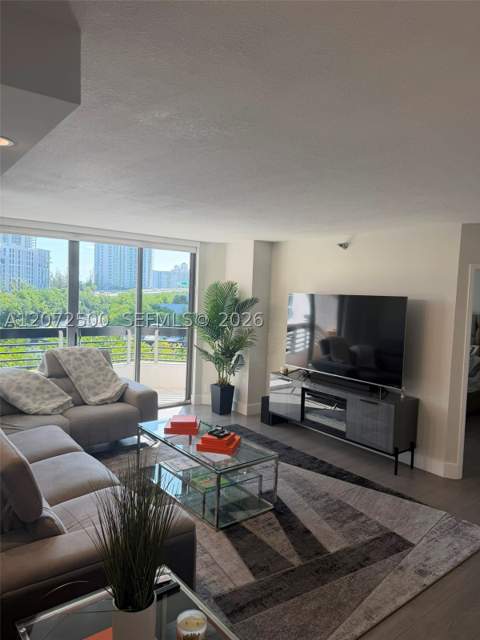 3400 NE 192nd St 511, Aventura FL - photo 9 of 22