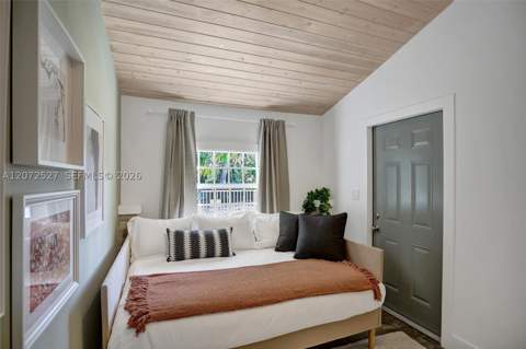 421 NE 70th St, Miami FL - photo 23 of 81