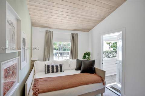421 NE 70th St, Miami FL - photo 24 of 81