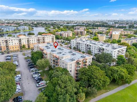 9320 Fontainebleau Blvd 215, Miami FL - photo 13 of 19
