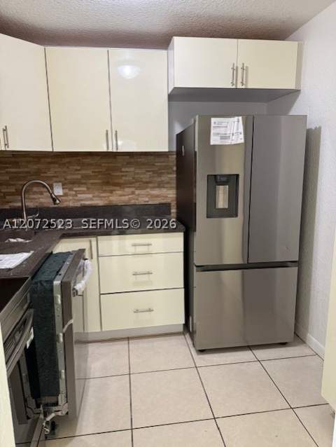9320 Fontainebleau Blvd 215, Miami FL - photo 7 of 19