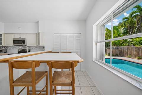 7605 SW 147th St, Palmetto Bay FL - photo 18 of 57