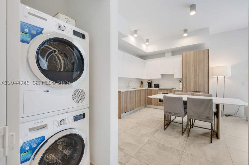 2 bedroom Condominium at 239 SW 9th St 1801, Smart Brickell, Miami — photo 4