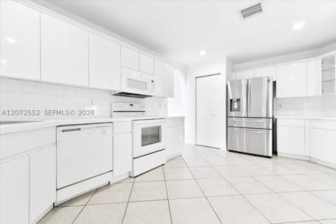 10853 NW 71st St, Doral FL - photo 10 of 38