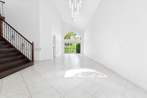 10853 NW 71st St, Doral FL - photo 8 of 38