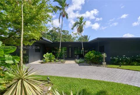 2155 NE 191st Dr, North Miami Beach FL - photo 22 of 51