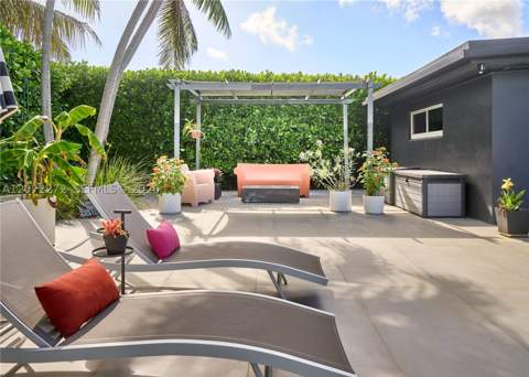 2155 NE 191st Dr, North Miami Beach FL - photo 8 of 51