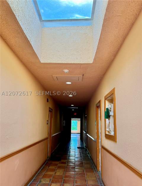934 Michigan Ave 304, Miami Beach FL - photo 20 of 31