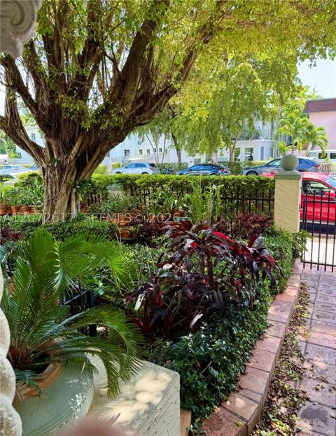 934 Michigan Ave 304, Miami Beach FL - photo 23 of 31