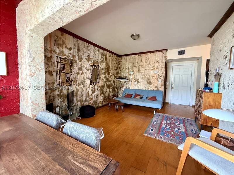 1 bedroom Condominium at 934 Michigan Ave 304, Venetian Manor Condo, Miami Beach — photo 5
