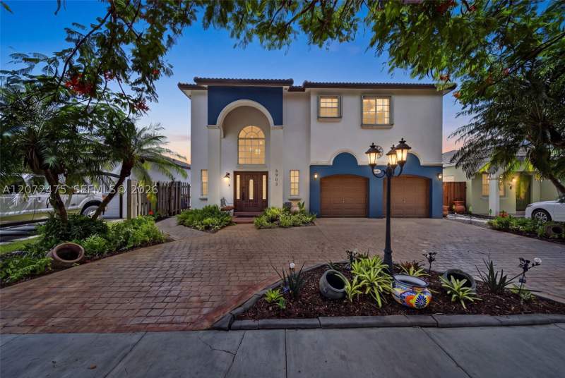 4 bedroom SingleFamilyResidence at 6903 SW 158th Ave, San Denis Estates, Miami — photo 2