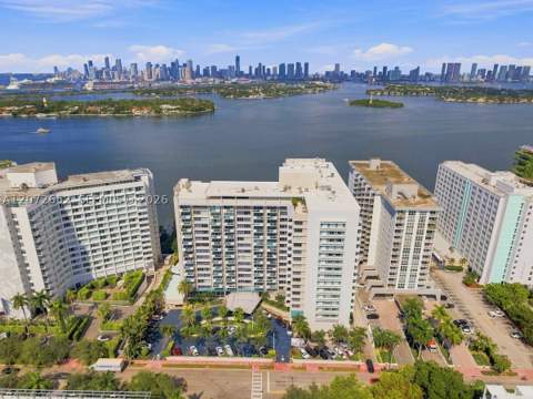 1200 West Ave 815, Miami Beach FL - photo 18 of 24