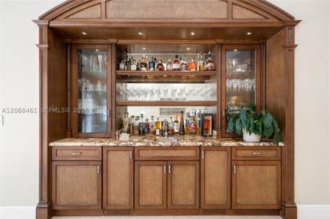 10601 SW 72nd Ct, Pinecrest FL - photo 11 of 36