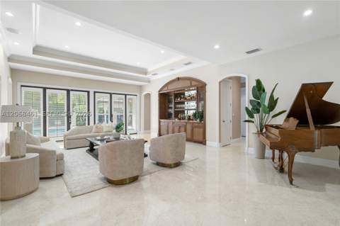 10601 SW 72nd Ct, Pinecrest FL - photo 8 of 36