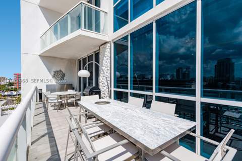 50 S Pointe Dr 905, Miami Beach FL - photo 12 of 38