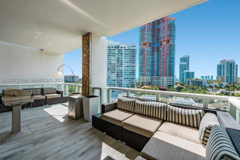 50 S Pointe Dr 905, Miami Beach FL - photo 24 of 38