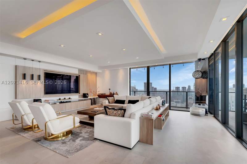 3 bedroom Condominium at 68 SE 6th St 3911, Reach Condo, Miami — photo 4