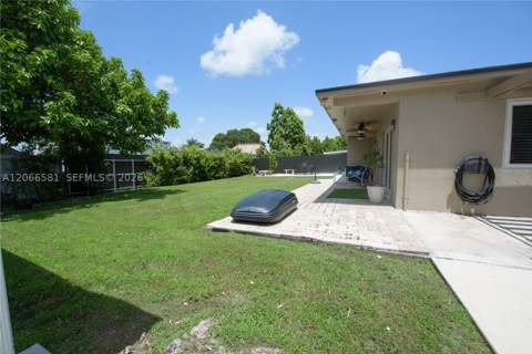 29730 SW 142nd Pl, Homestead FL - photo 16 of 31