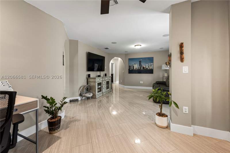3 bedroom SingleFamilyResidence at 29730 SW 142nd Pl, Salma Lake Ph 1, Homestead — photo 3