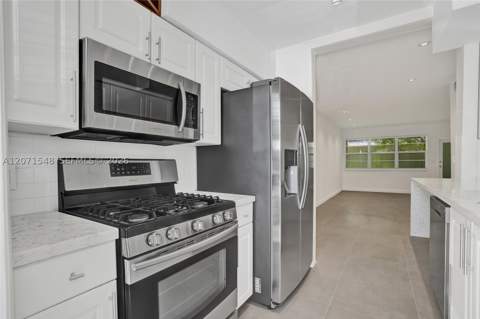 350 S Shore Dr 12, Miami Beach FL - photo 11 of 18