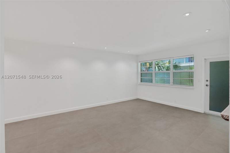 1 bedroom Condominium at 350 S Shore Dr 12, 350 So Shore Dr At Villag, Miami Beach — photo 5