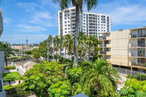 1670 Bay Rd 4B, Miami Beach FL - photo 15 of 29