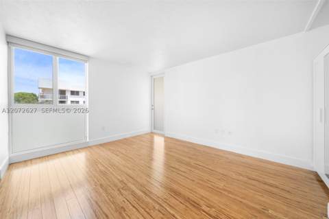 1670 Bay Rd 4B, Miami Beach FL - photo 20 of 29