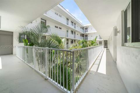 1670 Bay Rd 4B, Miami Beach FL - photo 24 of 29