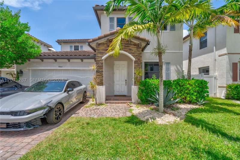 5 bedroom SingleFamilyResidence at 9400 W 35th Ln, Bonterra, Hialeah — photo 4