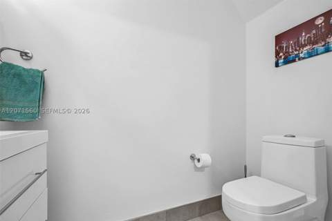 5670 NW 116th Ave 222, Doral FL - photo 12 of 47