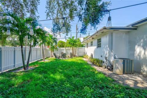 1298 NE 199th St, Miami FL - photo 21 of 36
