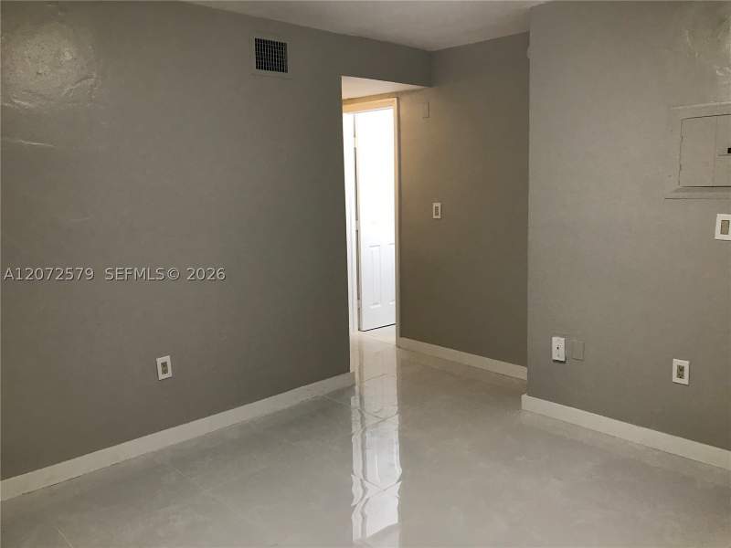 2 bedroom Condominium at 1800 NW 19th St 2, Segovia Gardens Condo, Miami — photo 5