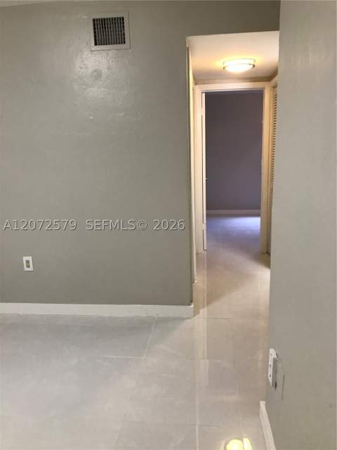 1800 NW 19th St 2, Miami FL - photo 8 of 13