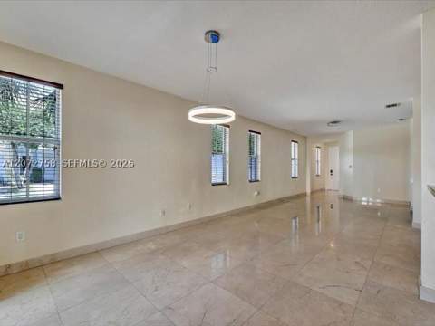 7490 NW 115th Ct, Doral FL - photo 7 of 36
