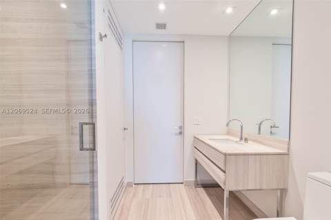 18975 Collins Ave 5403, Sunny Isles Beach FL - photo 21 of 32