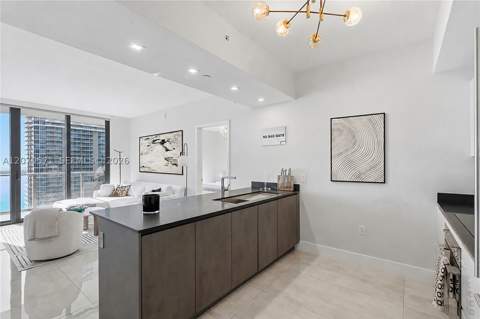 1010 Brickell Ave 3903, Miami FL - photo 13 of 45