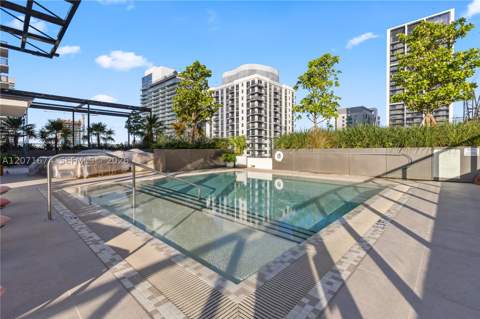 11 NE 6 St 3213, Miami FL - photo 14 of 33