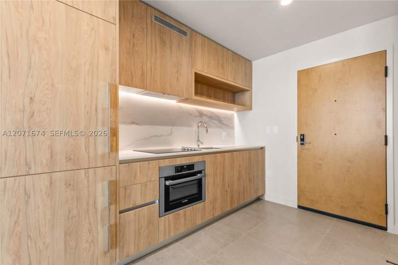 1 bedroom Condominium at 11 NE 6 St 3213, The Crosby Miami Worldcent, Miami — photo 4