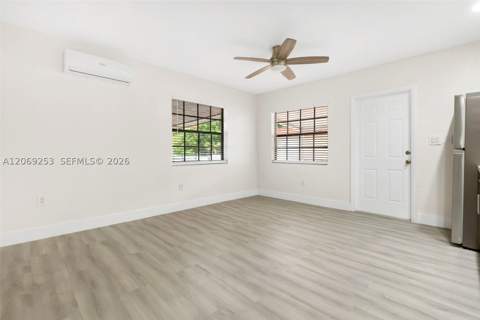 142 W 35th St, Hialeah FL - photo 19 of 41