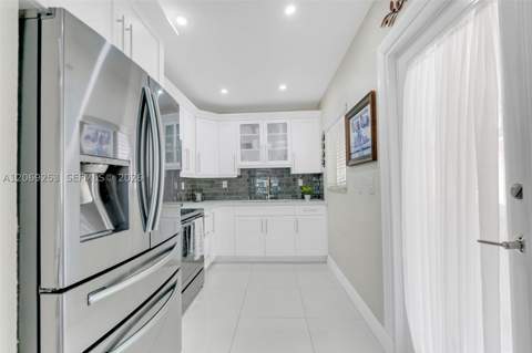 142 W 35th St, Hialeah FL - photo 9 of 41
