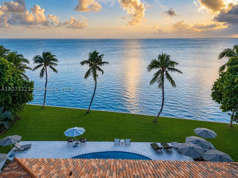 5 bedroom SingleFamilyResidence at 520 S Mashta Dr, Mashta Island A Replat Of, Key Biscayne — photo 2