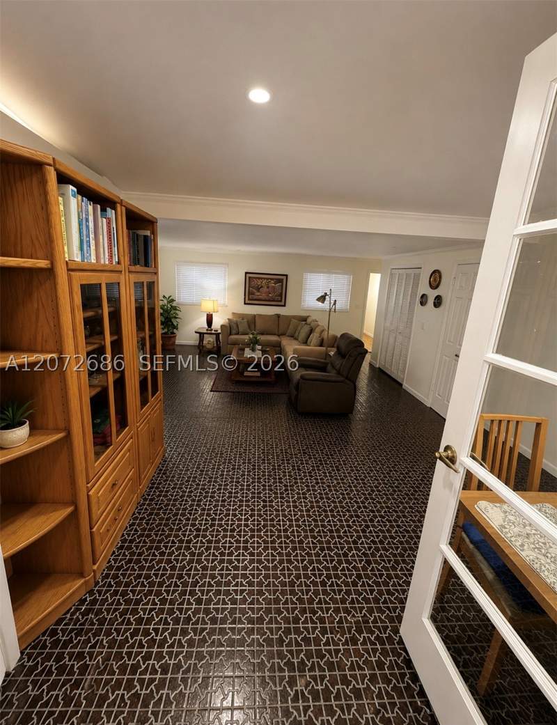 3 bedroom SingleFamilyResidence at 3130 SW 6th St, Coral Nook, Miami — photo 5