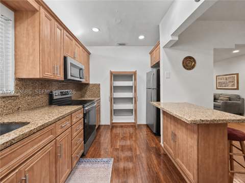 3130 SW 6th St, Miami FL - photo 7 of 29