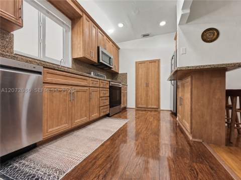 3130 SW 6th St, Miami FL - photo 9 of 29