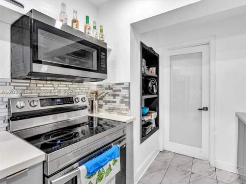 2001 NW 206th St, Miami Gardens FL - photo 10 of 34