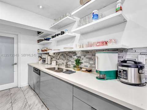 2001 NW 206th St, Miami Gardens FL - photo 12 of 34