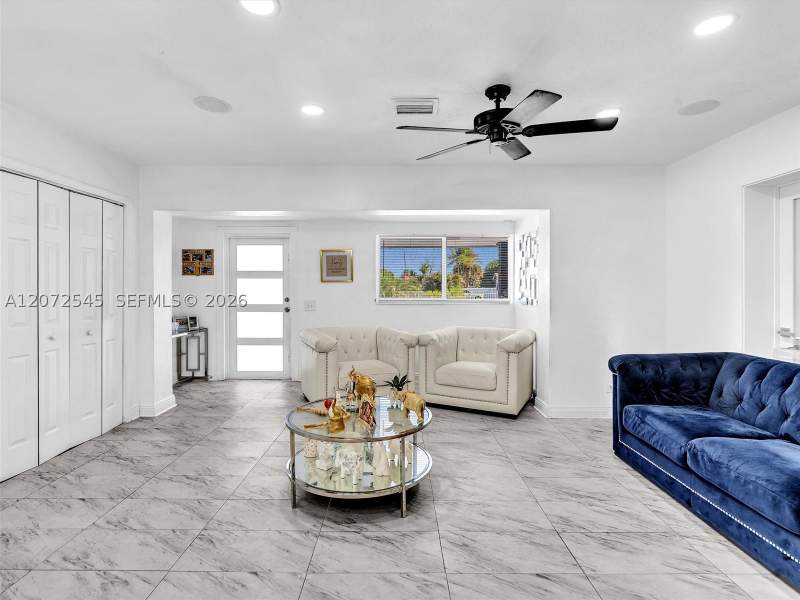 4 bedroom SingleFamilyResidence at 2001 NW 206th St, LAKE LUCERNE SEC 3, Miami Gardens — photo 3