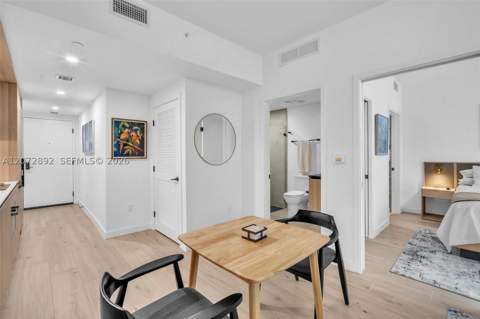 225 N Miami Ave 210, Miami FL - photo 11 of 81