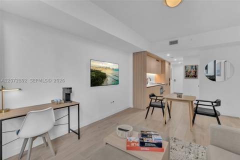 225 N Miami Ave 210, Miami FL - photo 7 of 81